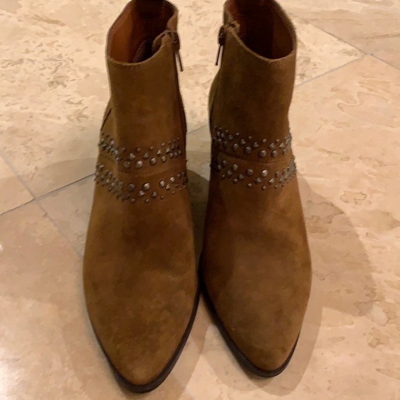 Lucky Brand Latinia Genuine Suede Heeled Ankle Boots - Picture 1 of 8